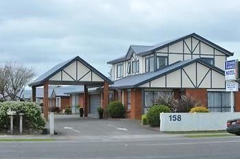 Tudor Lodge Motel Hawera Kültér fotó