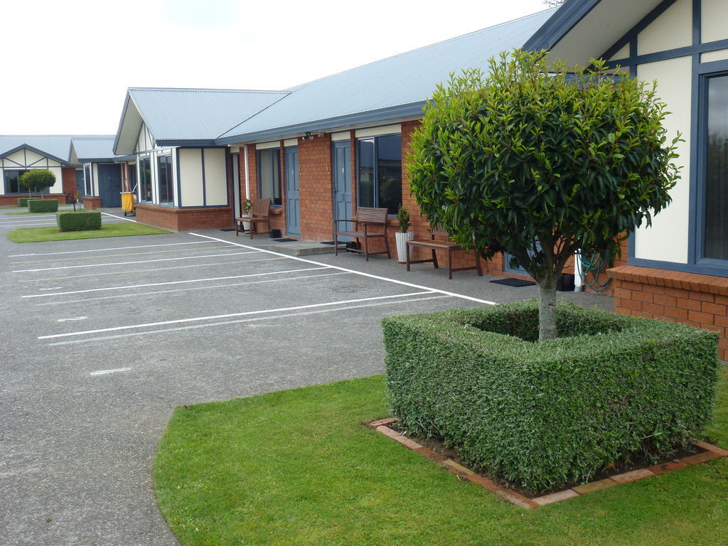 Tudor Lodge Motel Hawera Szoba fotó