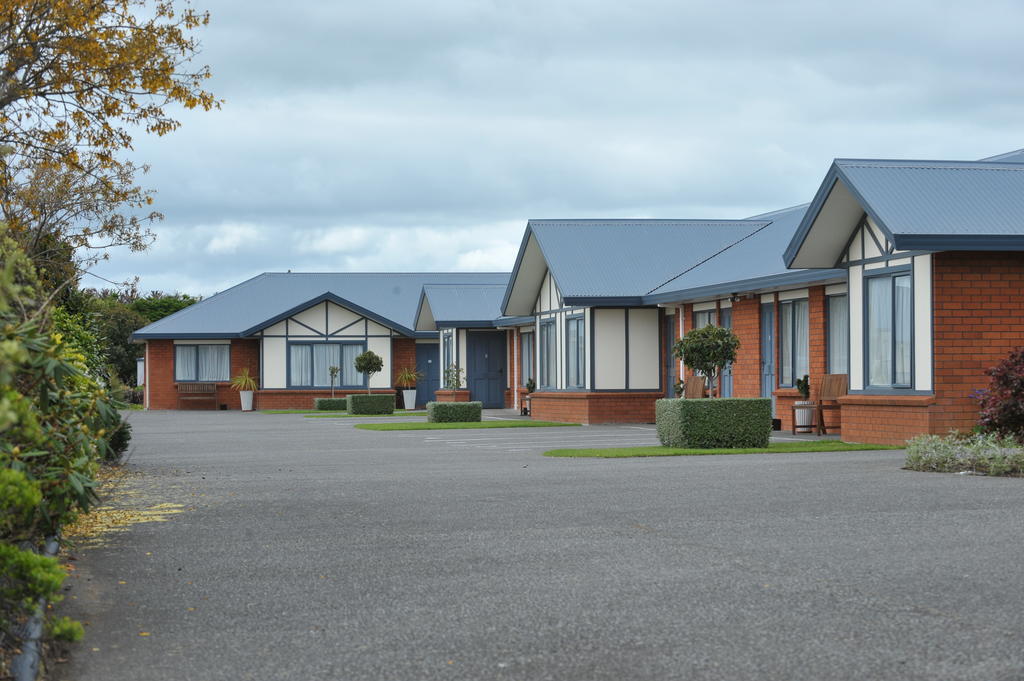 Tudor Lodge Motel Hawera Szoba fotó